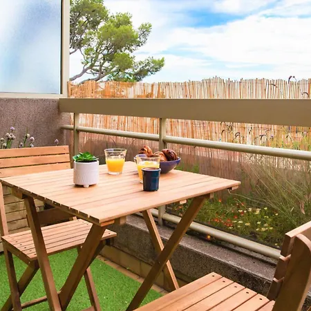 Apartment Studio Terrasse Au Calme Nice, Avec Piscine ! *
